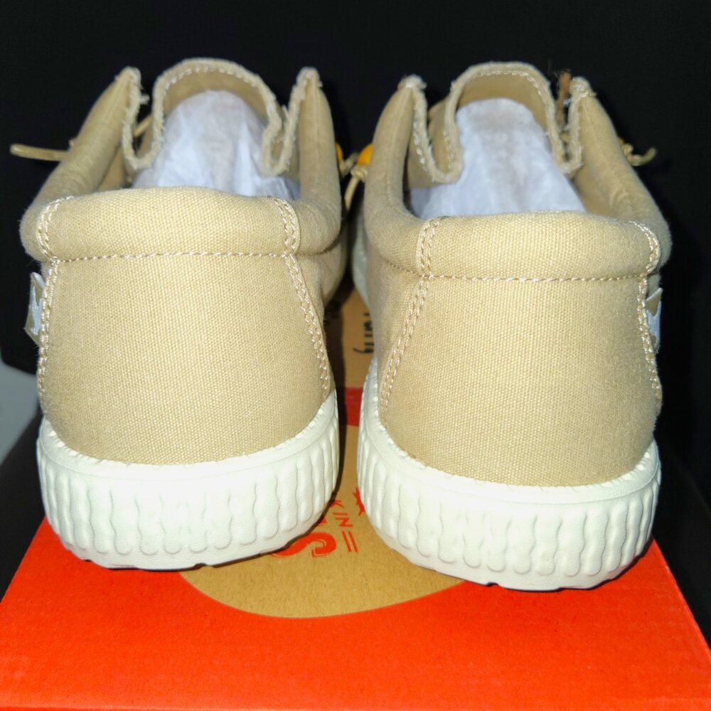 Pitas "Dani" Dune Beige Slip On Casual Loafer Sneaker Men's Size 9.5 NIB - Picture 4 of 8